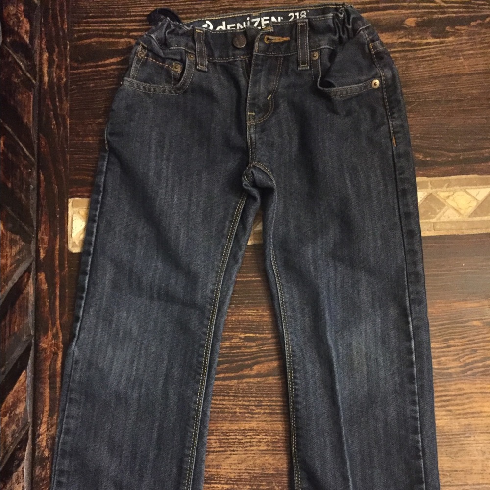 Denizen Levi’s 218 slim straight fit size 8 Reg